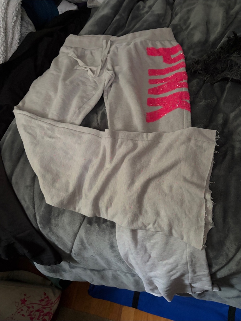 Vs pink pants size large - Picture 4 of 5